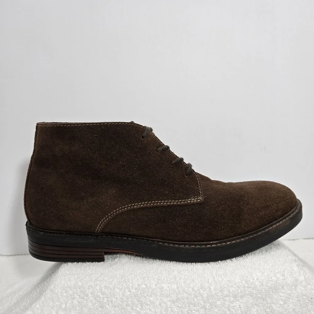 Collection By Clarks Lace Up Chukka Boots Suede Mens Size 11 Color Brown EUC